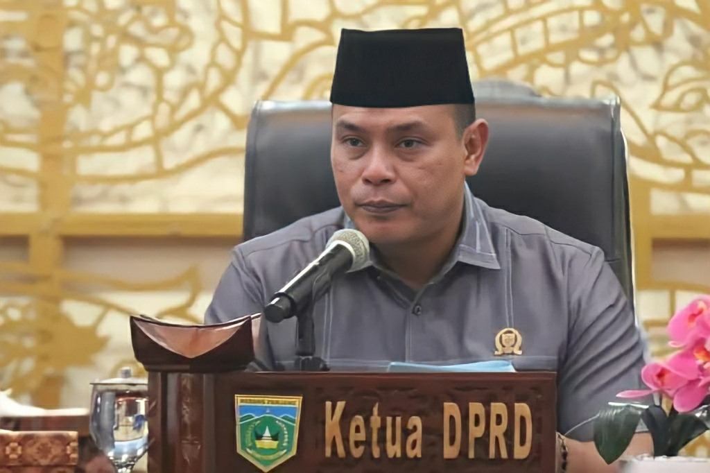 Ketua DPRD Kota Padang Panjang Mardiansyah A Md.jpg